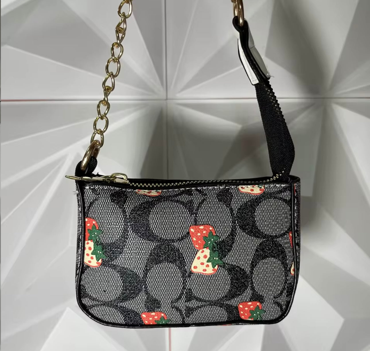 Mini Coachberry - Black