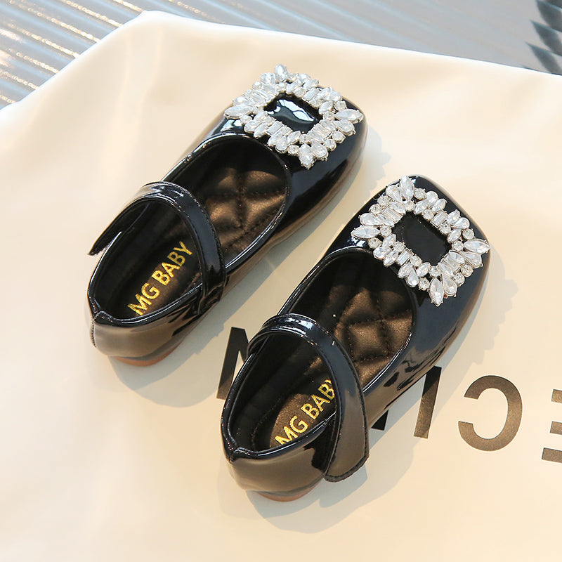 Elan- Black