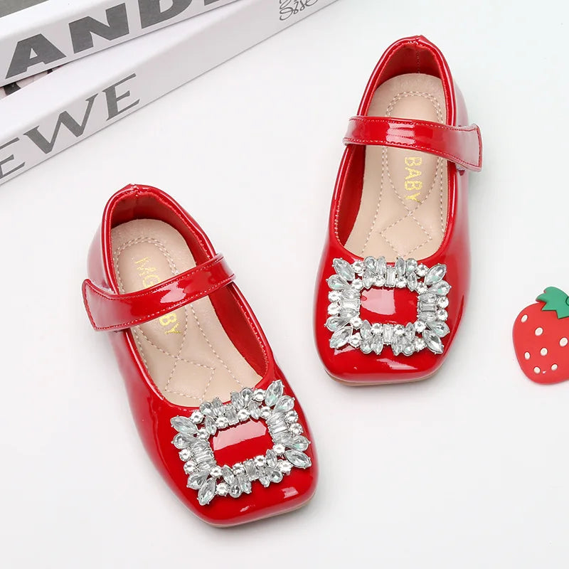 Elan- Red